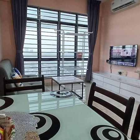Homestay Arc Cozyhome Austin Hills 4-5Pax Johor Bahru Buitenkant foto
