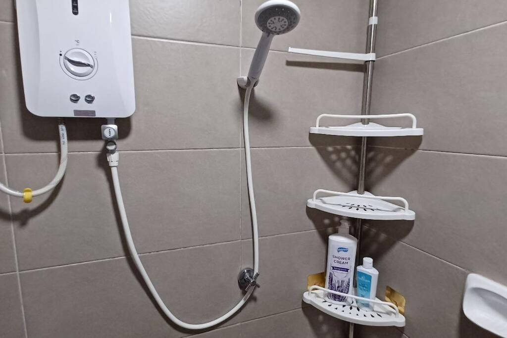 Homestay Arc Cozyhome Austin Hills 4-5Pax Johor Bahru Buitenkant foto